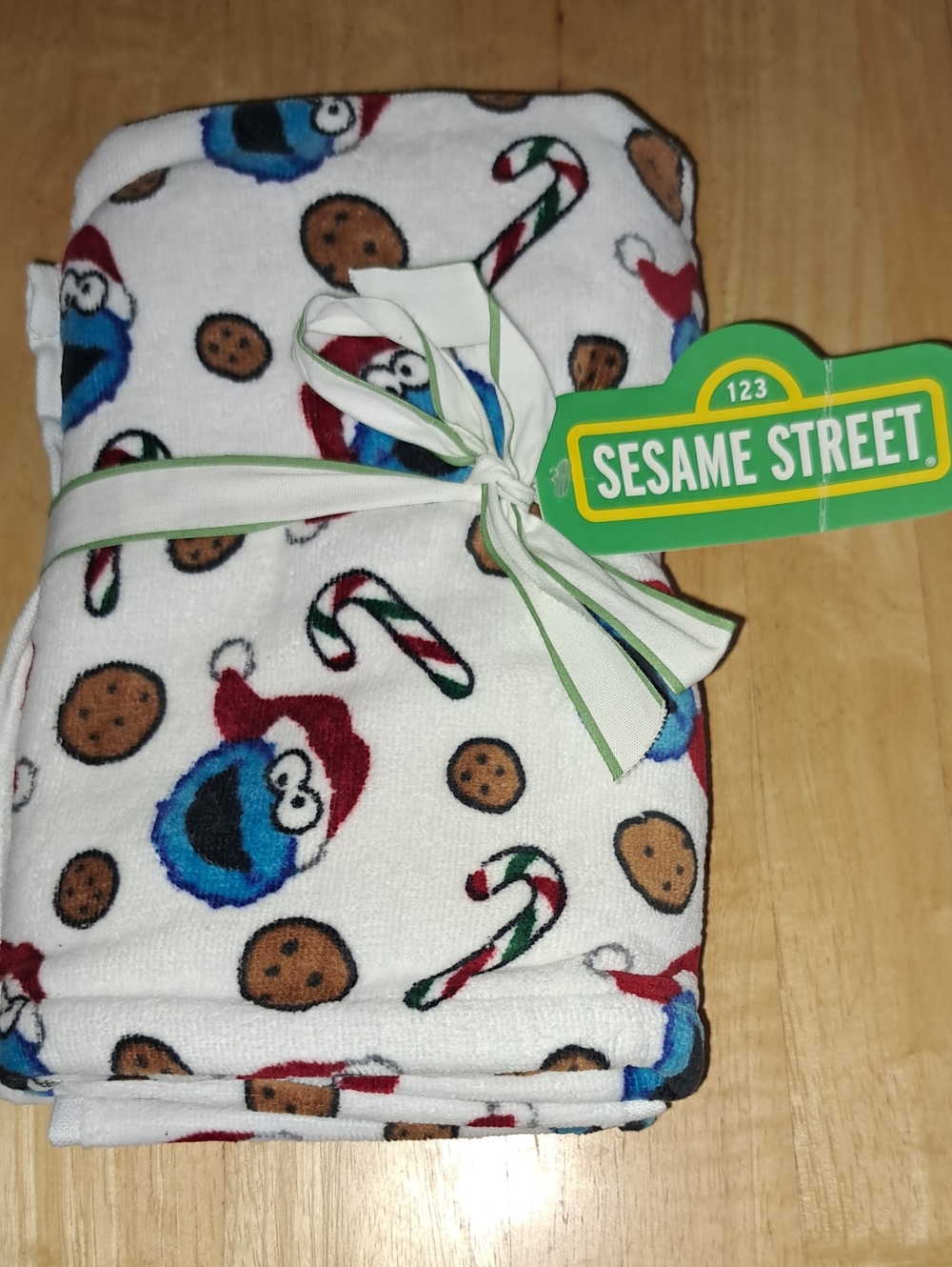 Sesame Street Cookie Monster Holiday Hand Towels- Christmas Theme